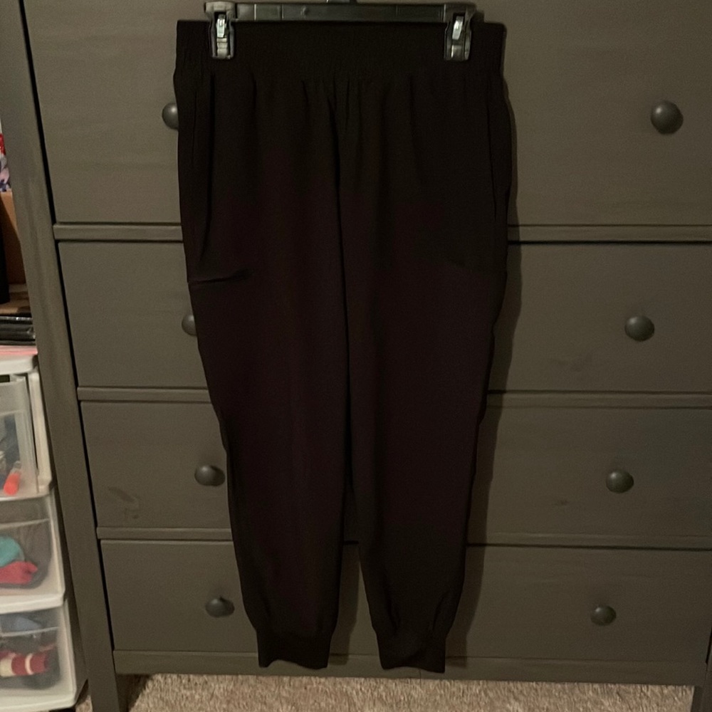 Medcouture Energy jogger scrub pants